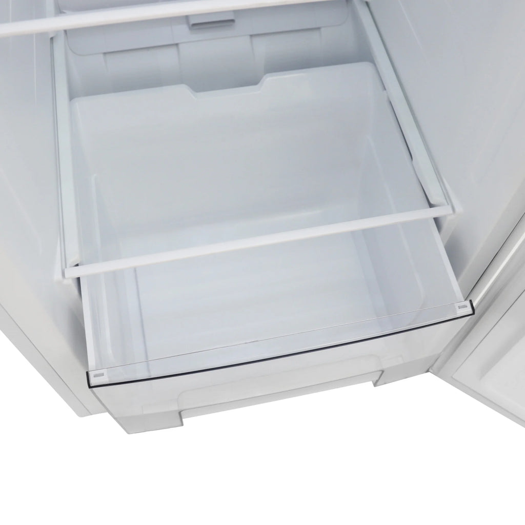 Avanti 10.8 Cu ft Vertical Freezer, in White (AV1081VFK0W)