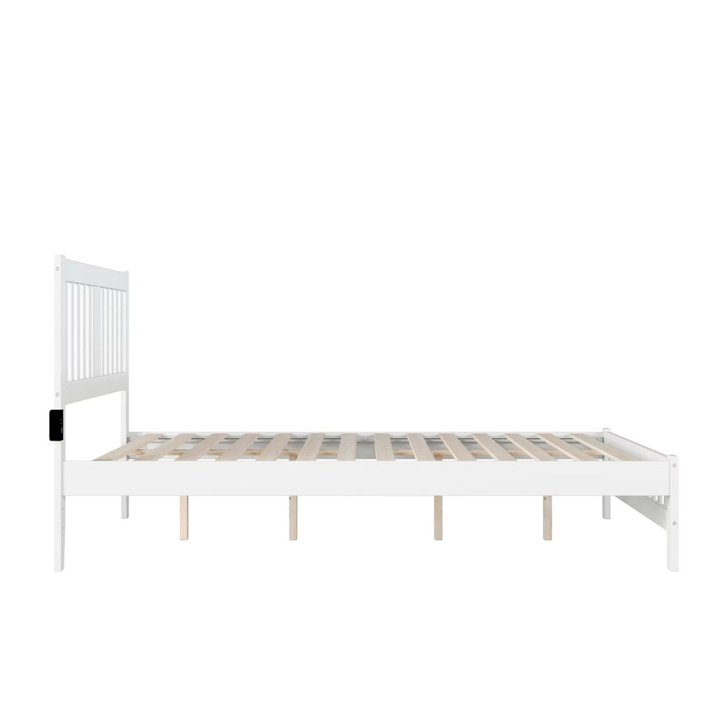 AFI Tahoe Traditional Wood Queen Bed with Footboard in White
