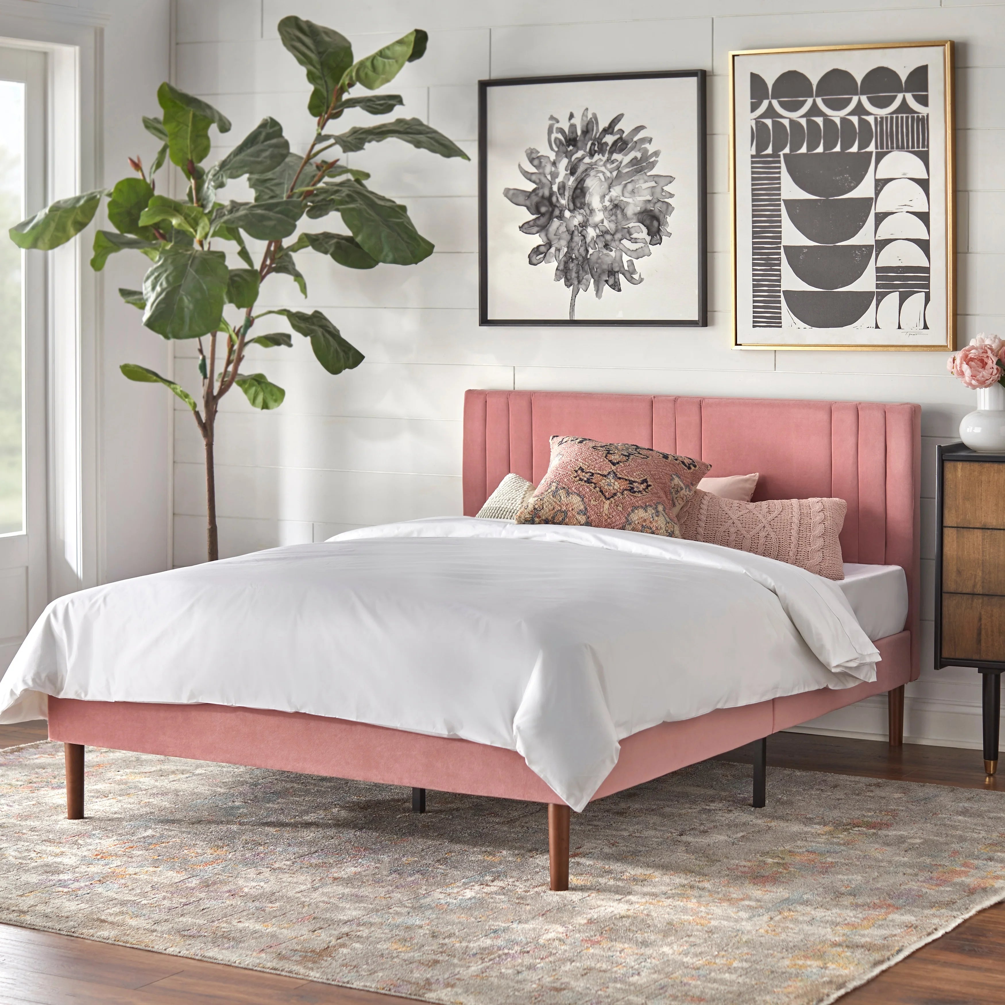ANGELOHOME angelo:HOME Sven Upholstered Queen Platform Bed Pink Velvet