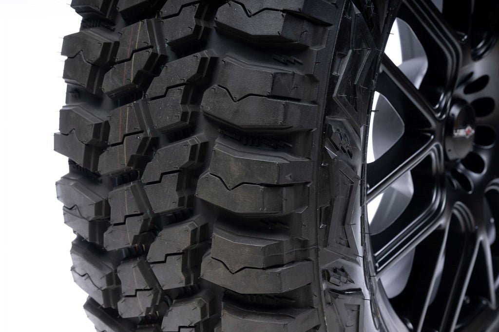 Americus Rugged MT Mud Terrain LT305/55R20 121/118Q E Light Truck Tire