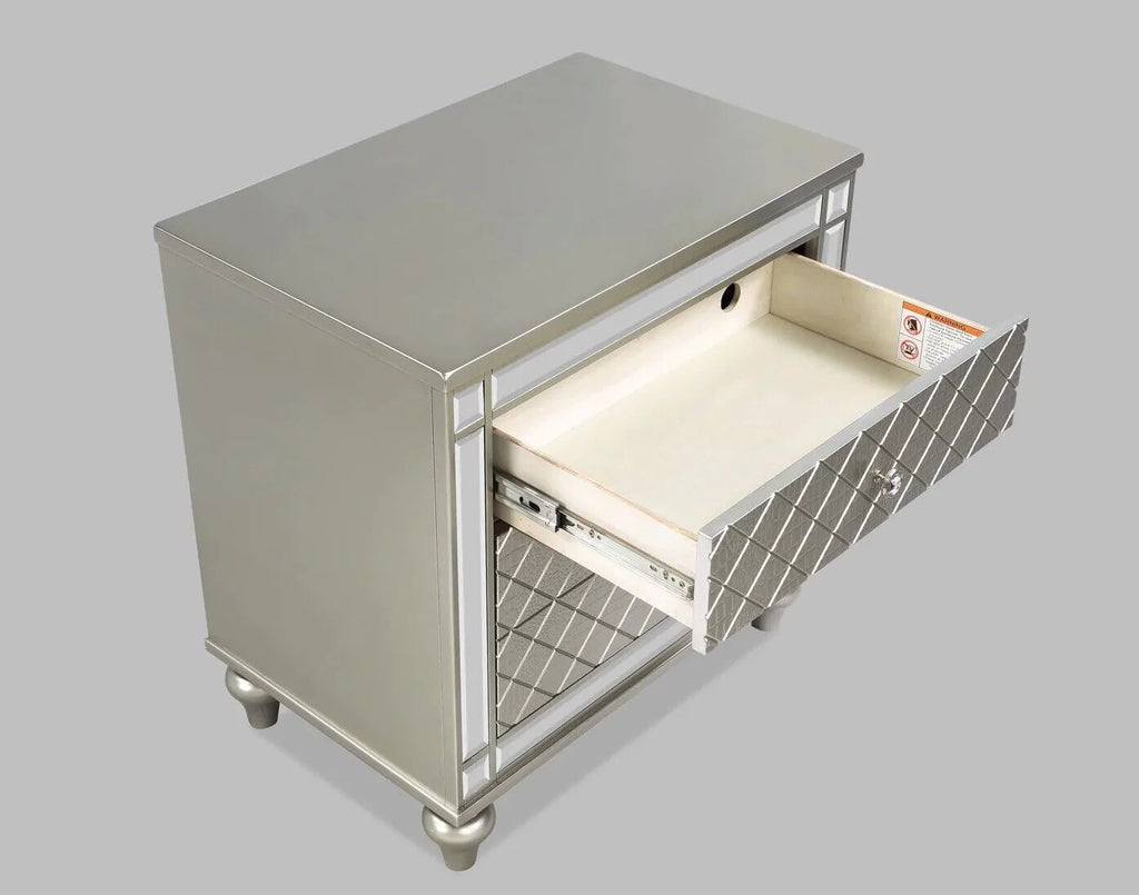 Beautiful Modern Glam Style 5pc California King Size LED Panel Bed and Storage Set