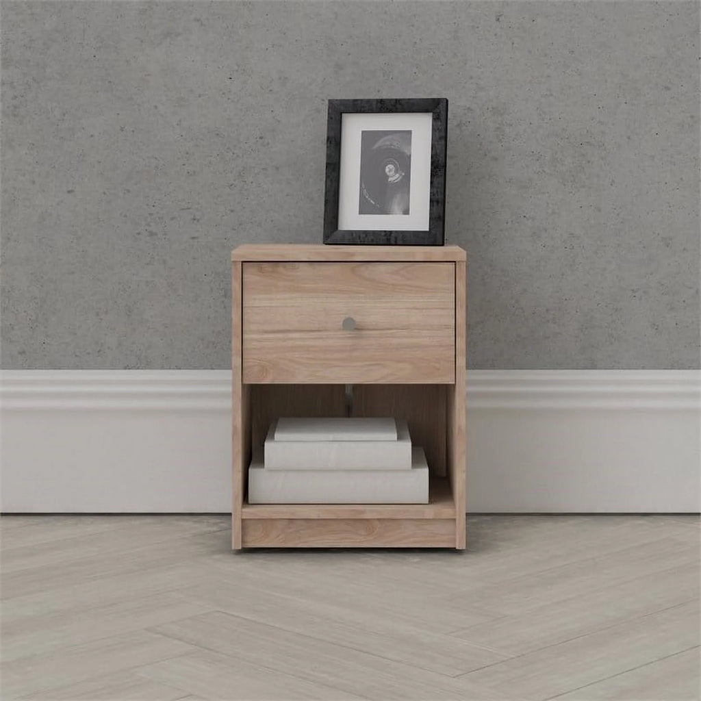 3 Piece Dresser and Nightstand Bedroom Set in Jackson Hickory