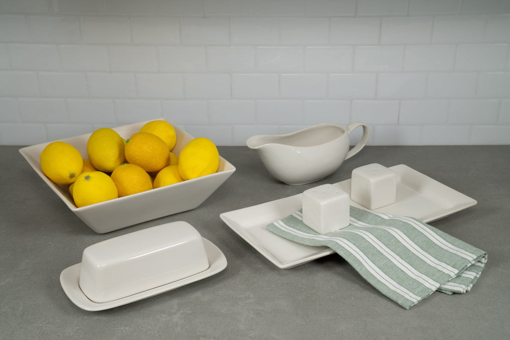 10 Strawberry Street Nova Square 40 Piece Stoneware Dinnerware Set, Gray