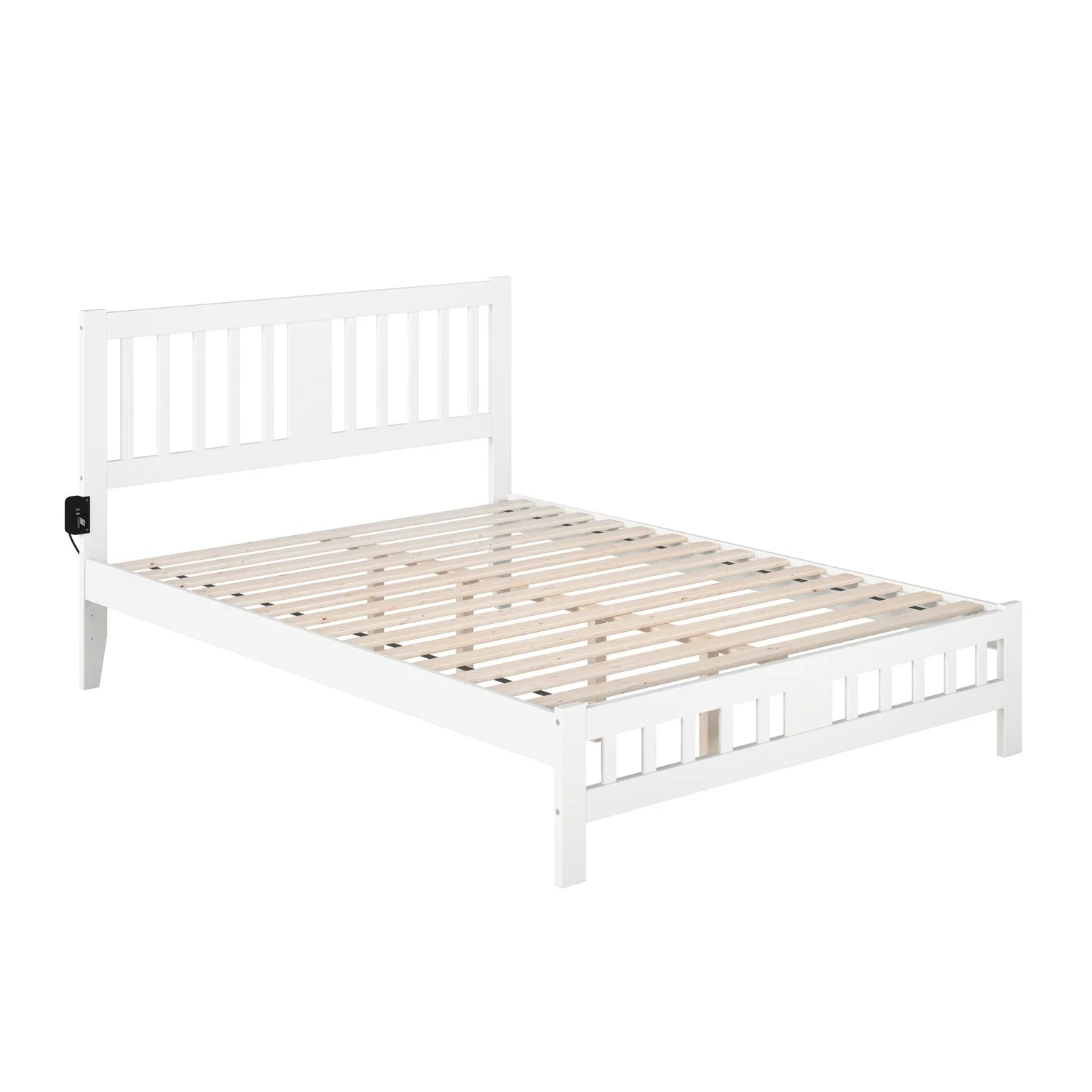 AFI Tahoe Traditional Wood Queen Bed with Footboard in White