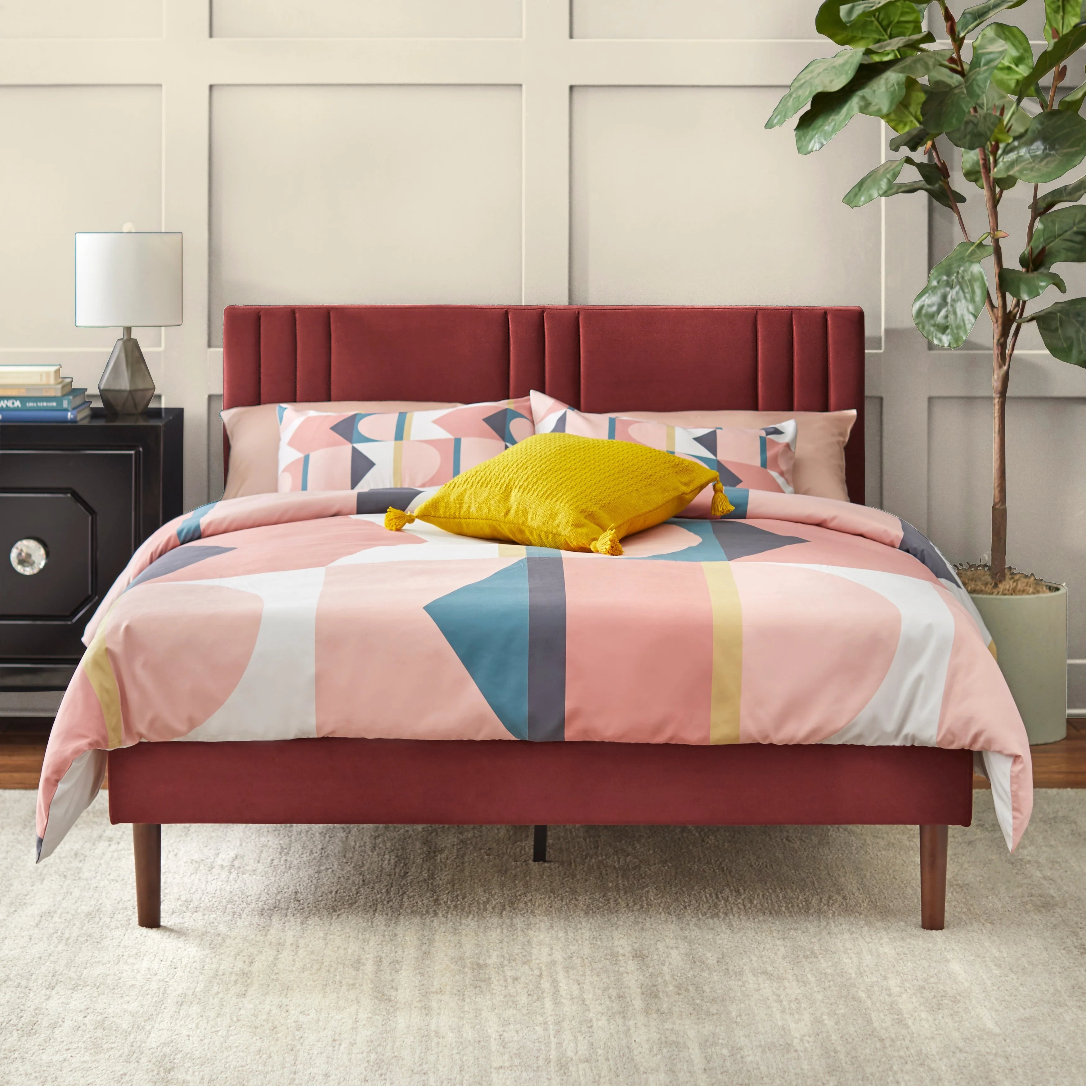 ANGELOHOME angelo:HOME Sven Upholstered Queen Platform Bed Pink Velvet