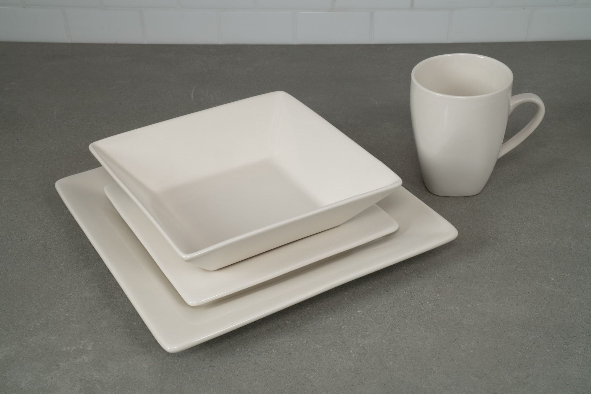 10 Strawberry Street Nova Square 40 Piece Stoneware Dinnerware Set, Gray