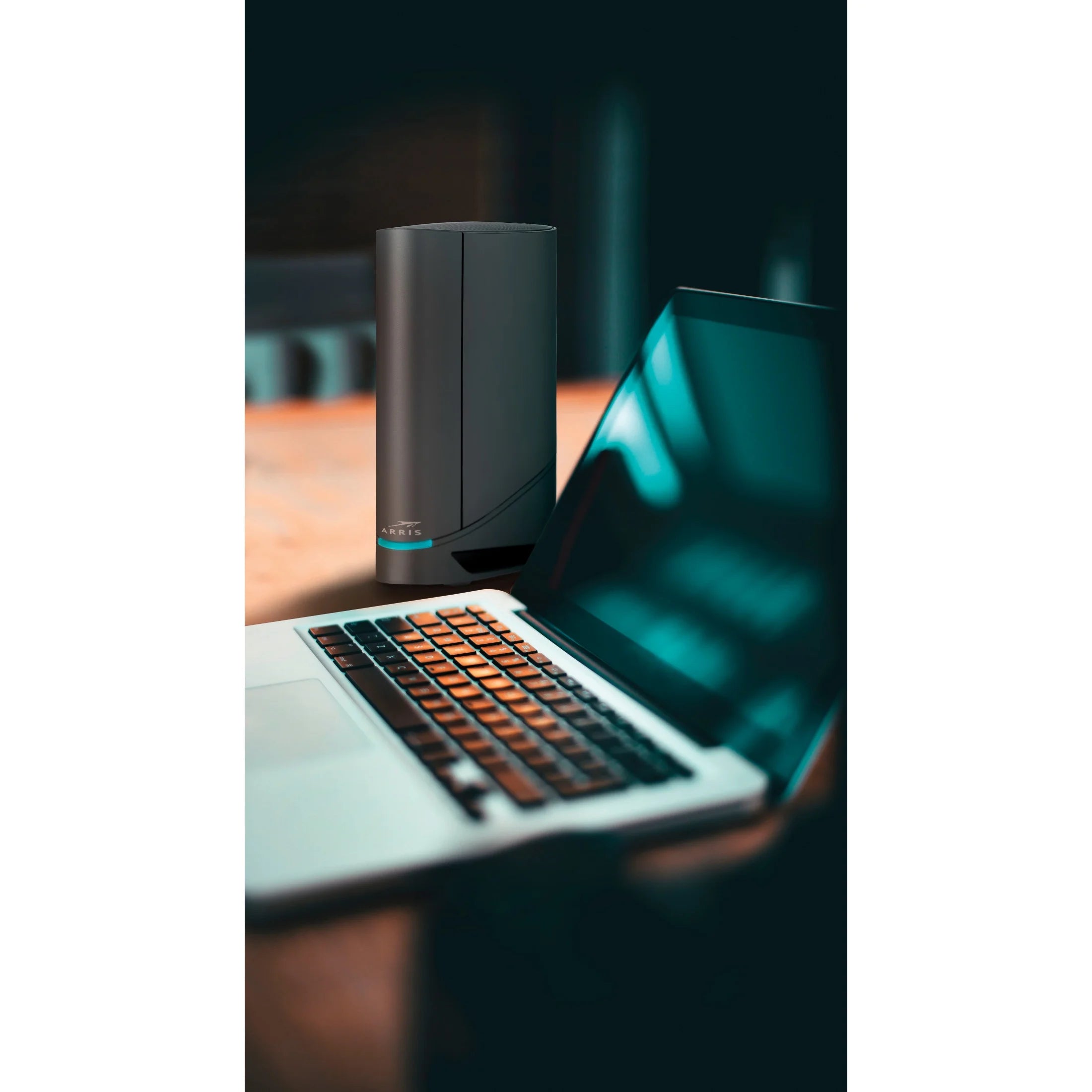 ARRIS Surfboard DOCSIS 3.1 Gigabit Cable Modem and AX3000 Wi-Fi 6 Router, Approved for Cox, Spectrum, Xfinity and Others, Wireless Technology - New Condition