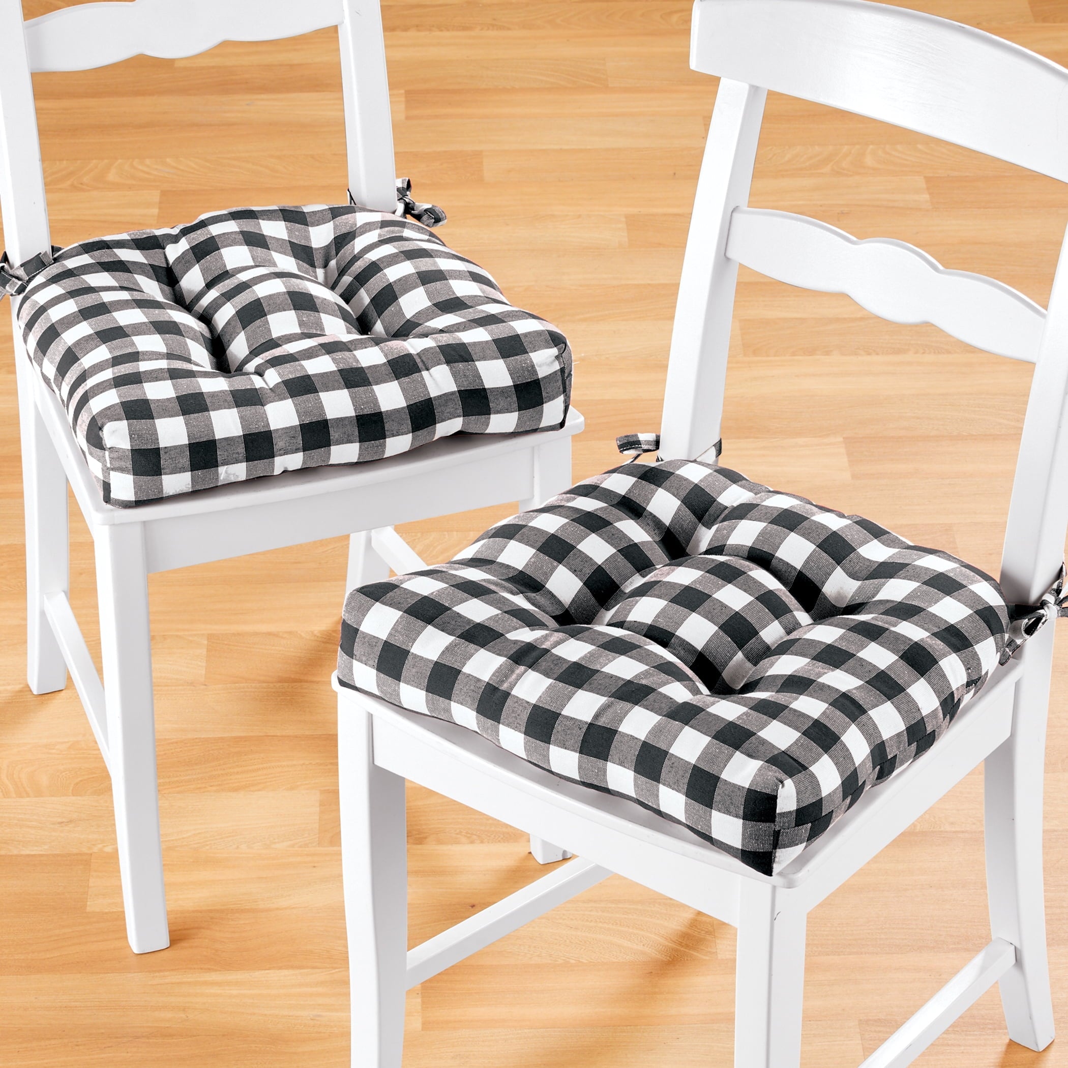 Achim Buffalo Polyester & Cotton Tufted Chair Seat Cushions, Checkered  Burgundy, 16 in x 15 in x 3 in, Set of Two