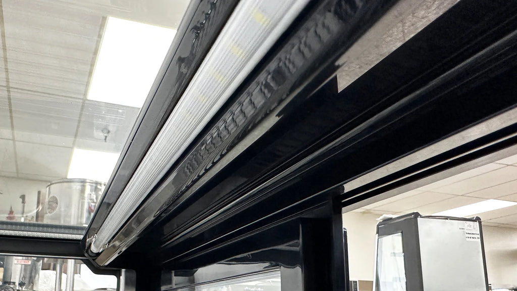 23 in. 4.2 Cu.Ft Countertop Refrigerator, Bakery Display Case, Commercial Refrigerator 23''x18.6''x22.5''