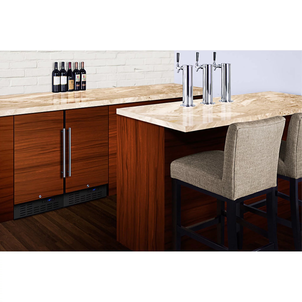 18" wide built-in undercounter manual defrost crescent icemaker with panel-ready door; no drain required