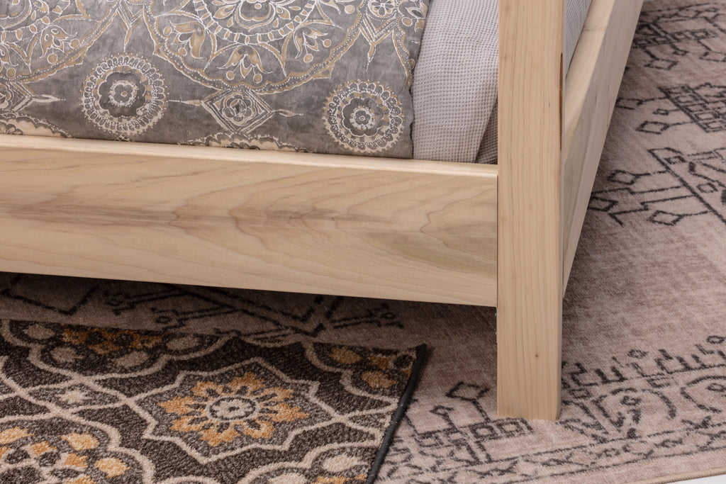 American Furniture Classics KING CANOPY Canopy Bed with Raised Platform, Natural - King Size