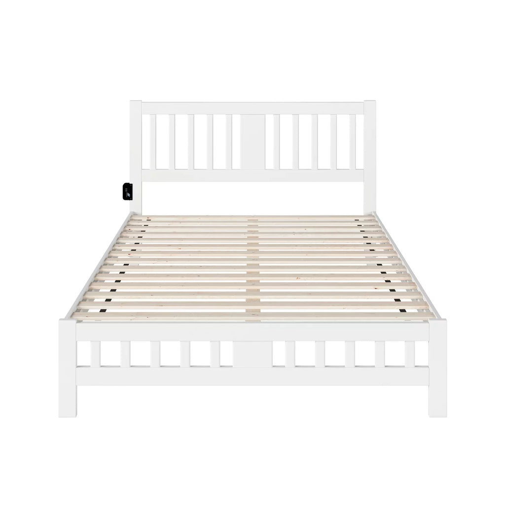 AFI Tahoe Traditional Wood Queen Bed with Footboard in White