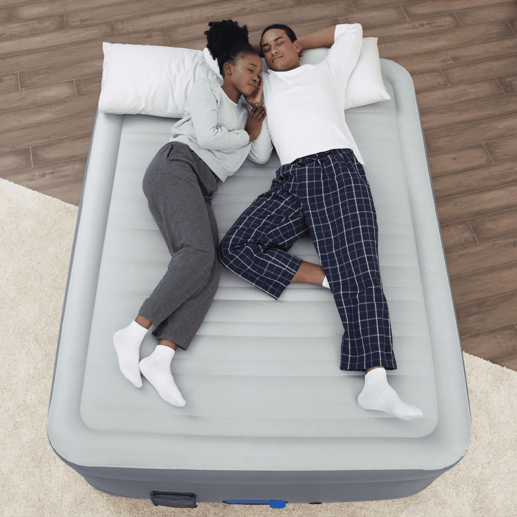 AlwayzAire 20" Queen Air Mattress with Built-in Pump