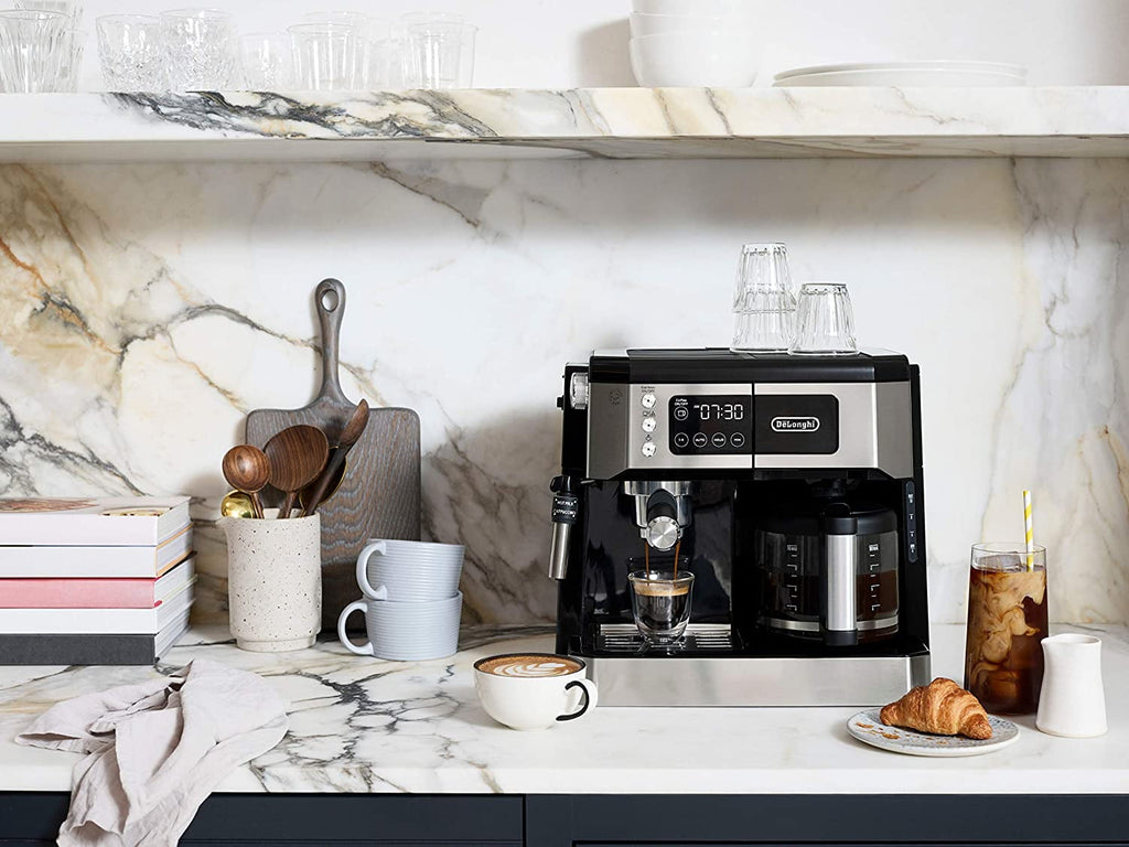 De'Longhi All-in-One Combination Coffee Maker & Espresso Machine + Advanced Adjustable Milk Frother for Cappuccino & Latte + Glass Coffee Pot 10-Cup, COM532M