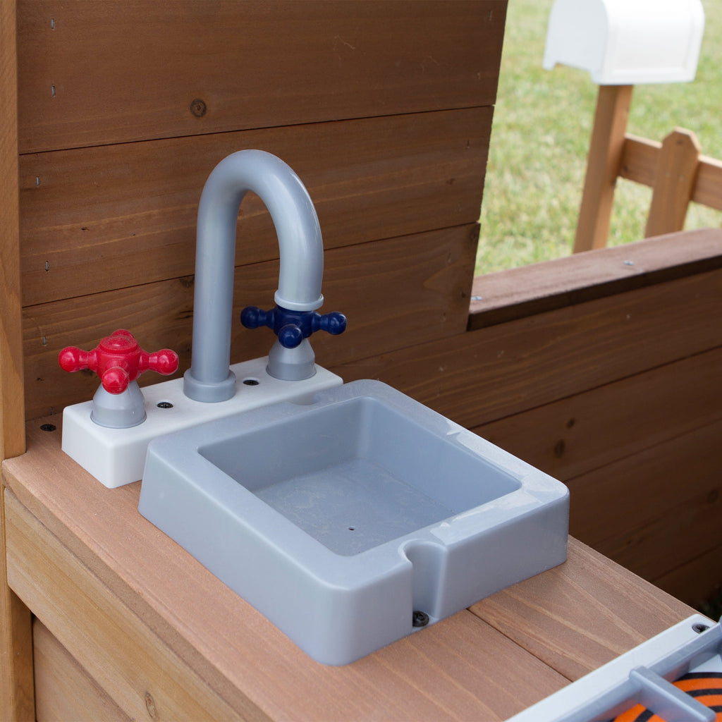 Backyard Discovery Aspen Wooden Cedar Playhouse