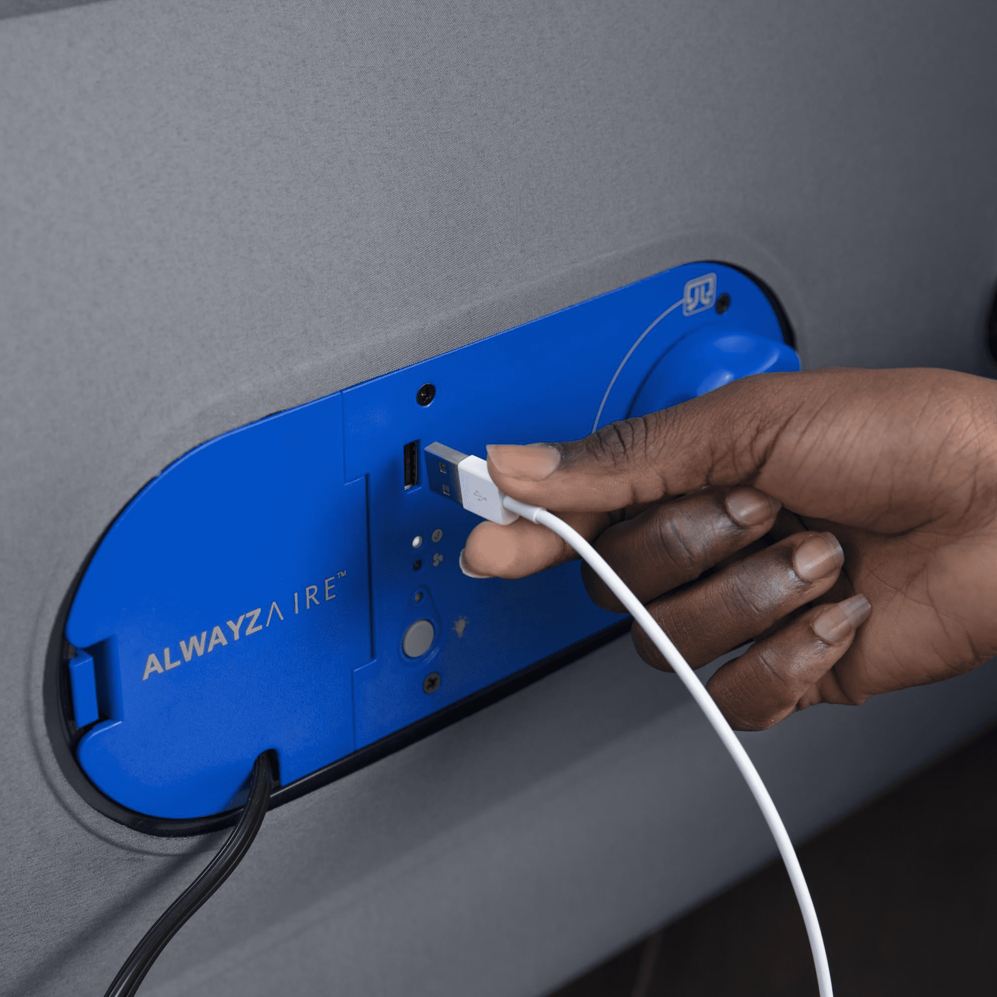 AlwayzAire 20" Queen Air Mattress with Built-in Pump